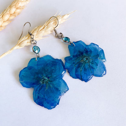 Cercei cu flori roz albastre