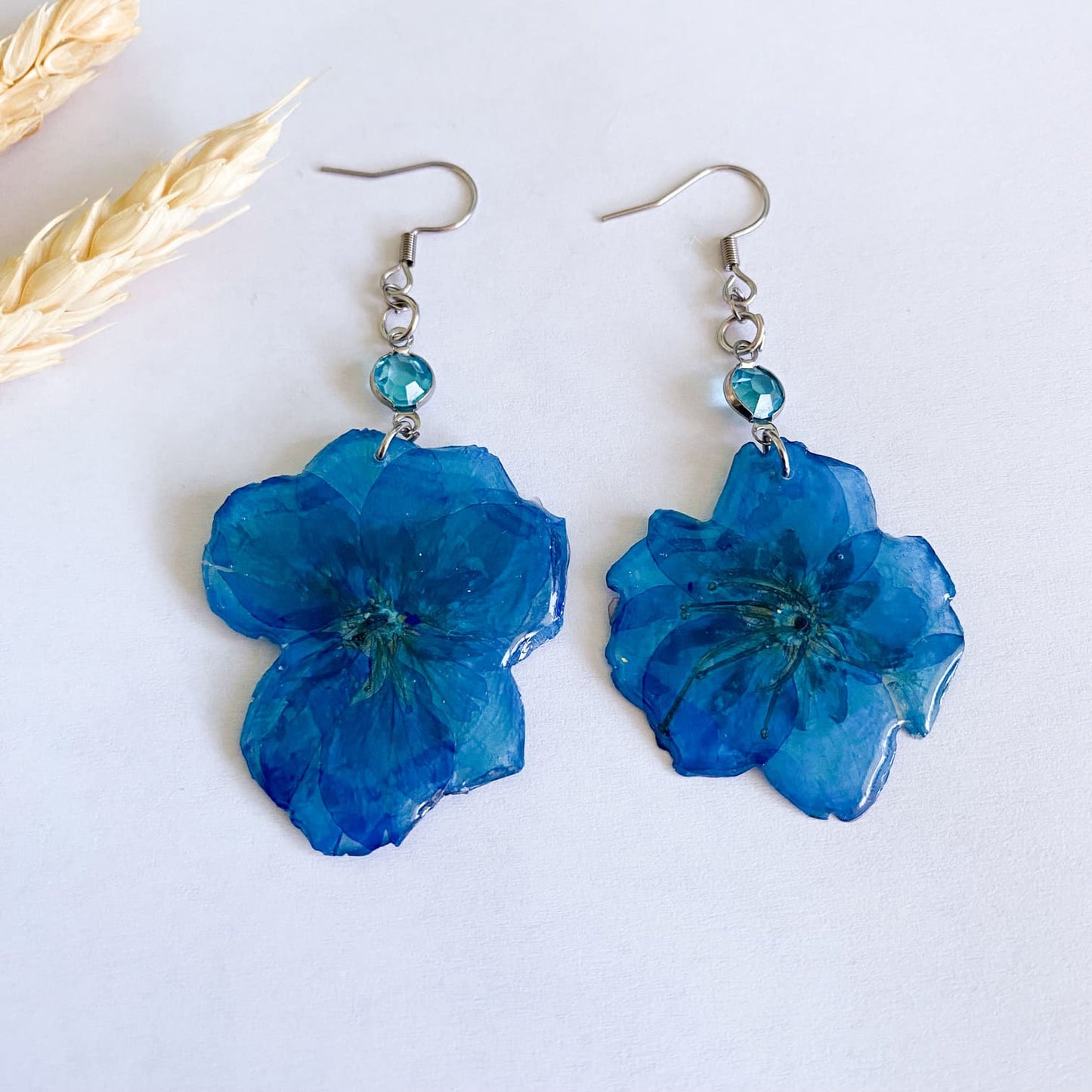 Cercei cu flori roz albastre