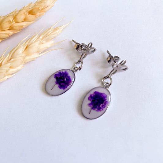 Cercei delicați cu flori mov