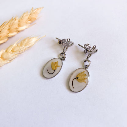 Cercei delicați cu lăcrămioare