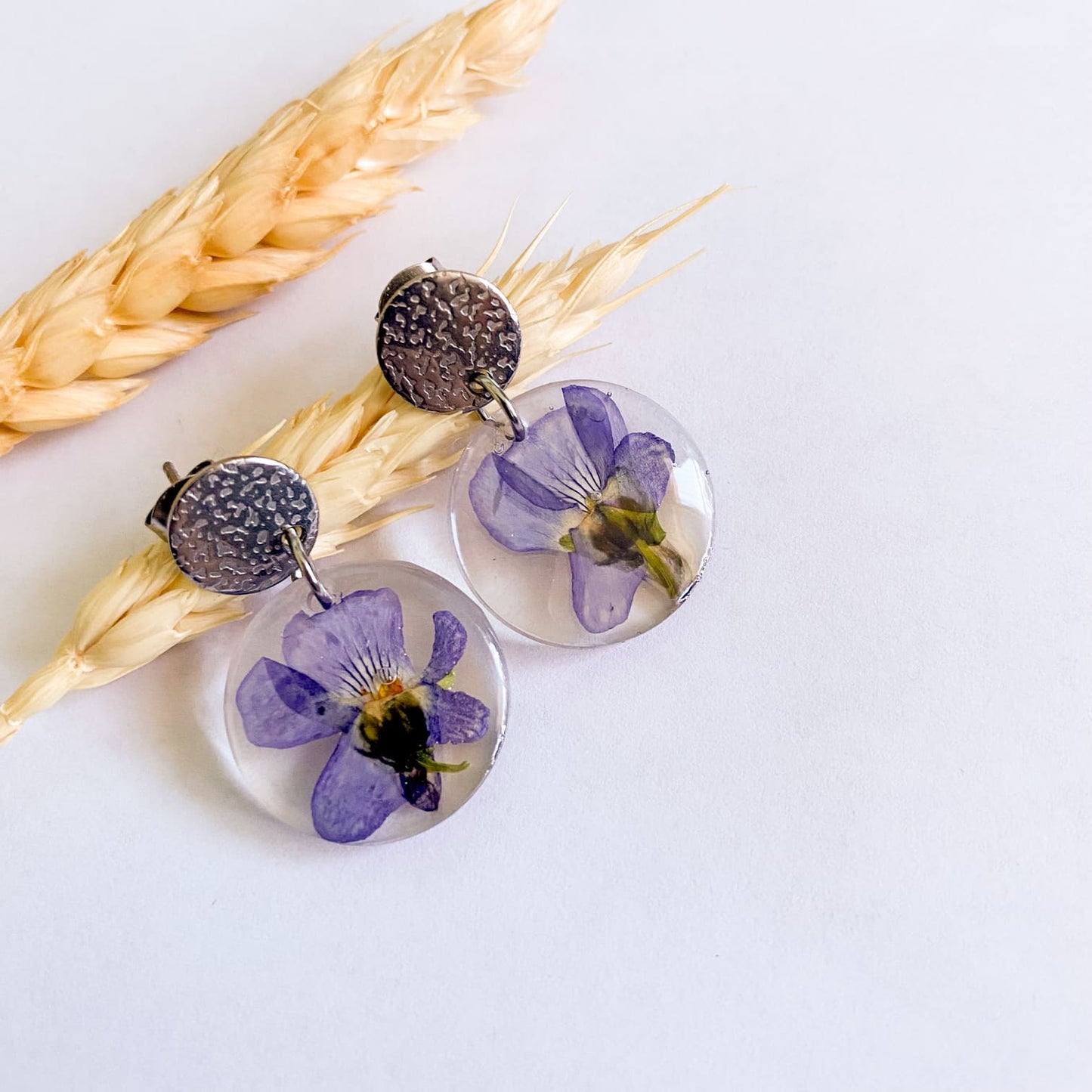 Cercei rotunzi cu toporași