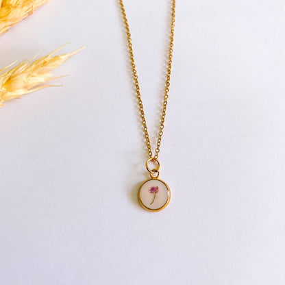 Lanț delicat cu floare roz