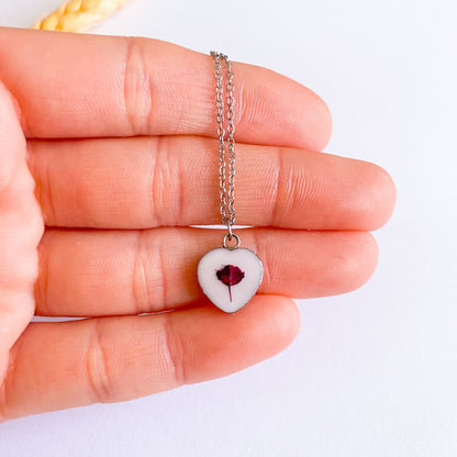 Lanț delicat cu floare bordo