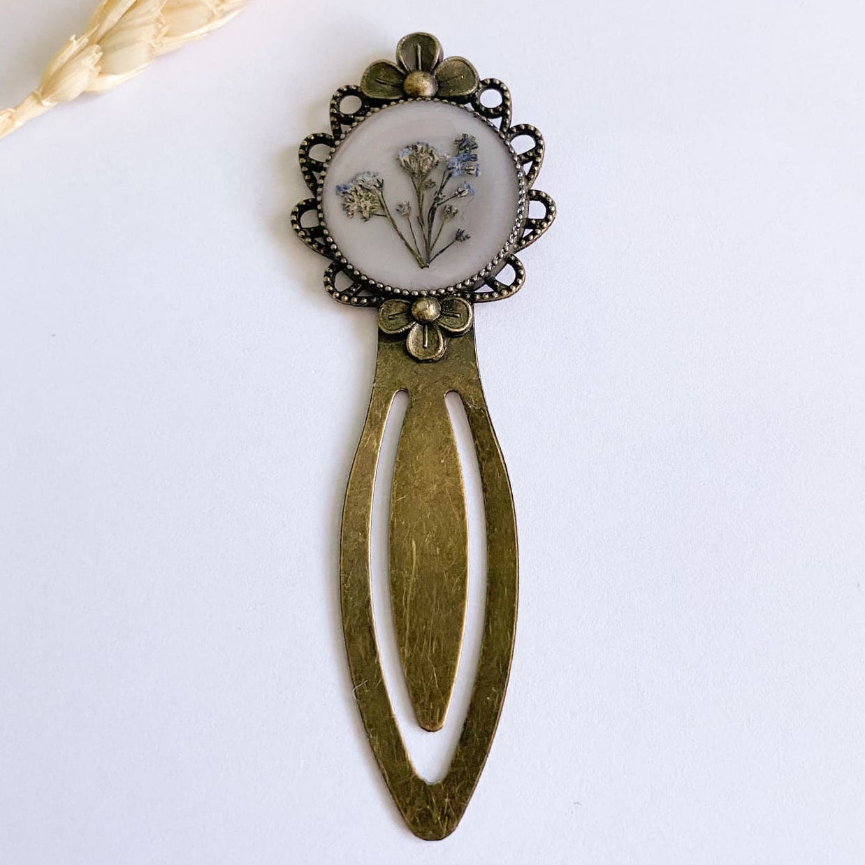 Semn de carte cu flori de Nu-mă-uita